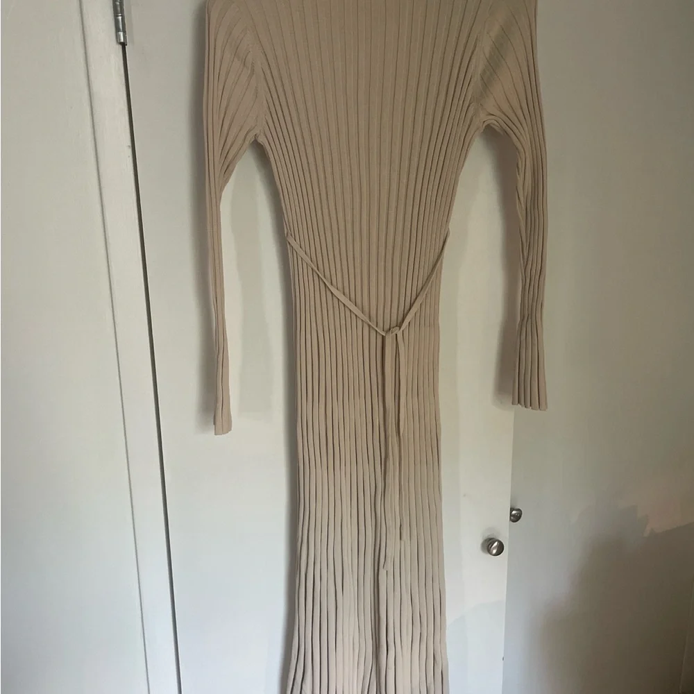 DISSH Cream Ribbed Maxi Dress - Picture 6 of 8